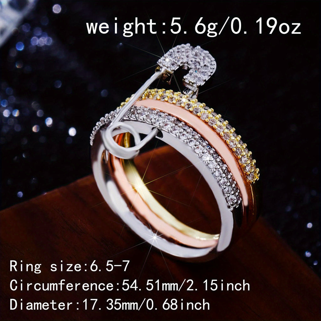 A Women's Fashionable and Unique Punk Hip-hop Style Ring with a Golden-tone Pin-shaped Copper Setting and Synthetic Synthetic Zirconia, Suitable for Daily Wear and as a Holiday Gift for Couples