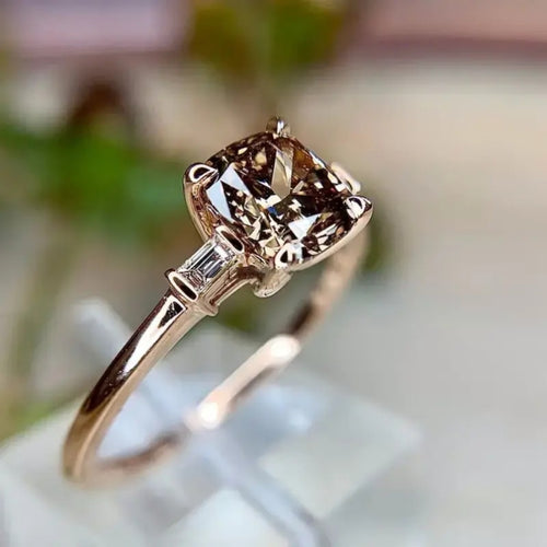 A Luxurious 14K Gold-Plated Cocktail Ring, Featuring an Exquisite Copper Set with Synthetic Cubic Zirconia, Perfect for Engagements, Wedding Anniversaries, And Romantic Occasions. This Is The Ideal Gift for Her