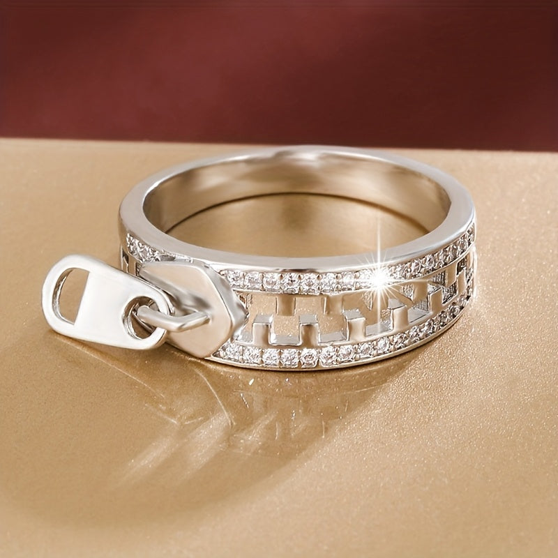 1 Trendy Zipper-design Women's Ring Inlaid with Synthetic Synthetic Zirconia