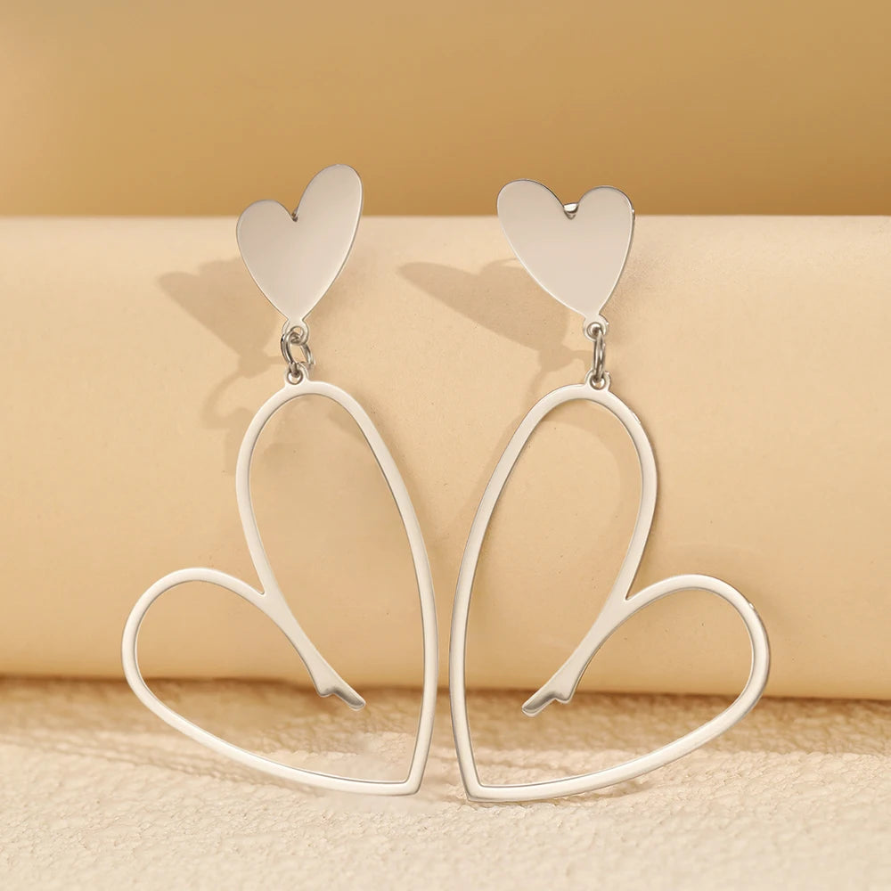 DOTIFI Stainless Steel Retro Hollow Peach Heart Pendant Earrings Female Fashion European Punk Long Earrings Party Jewelry Gifts